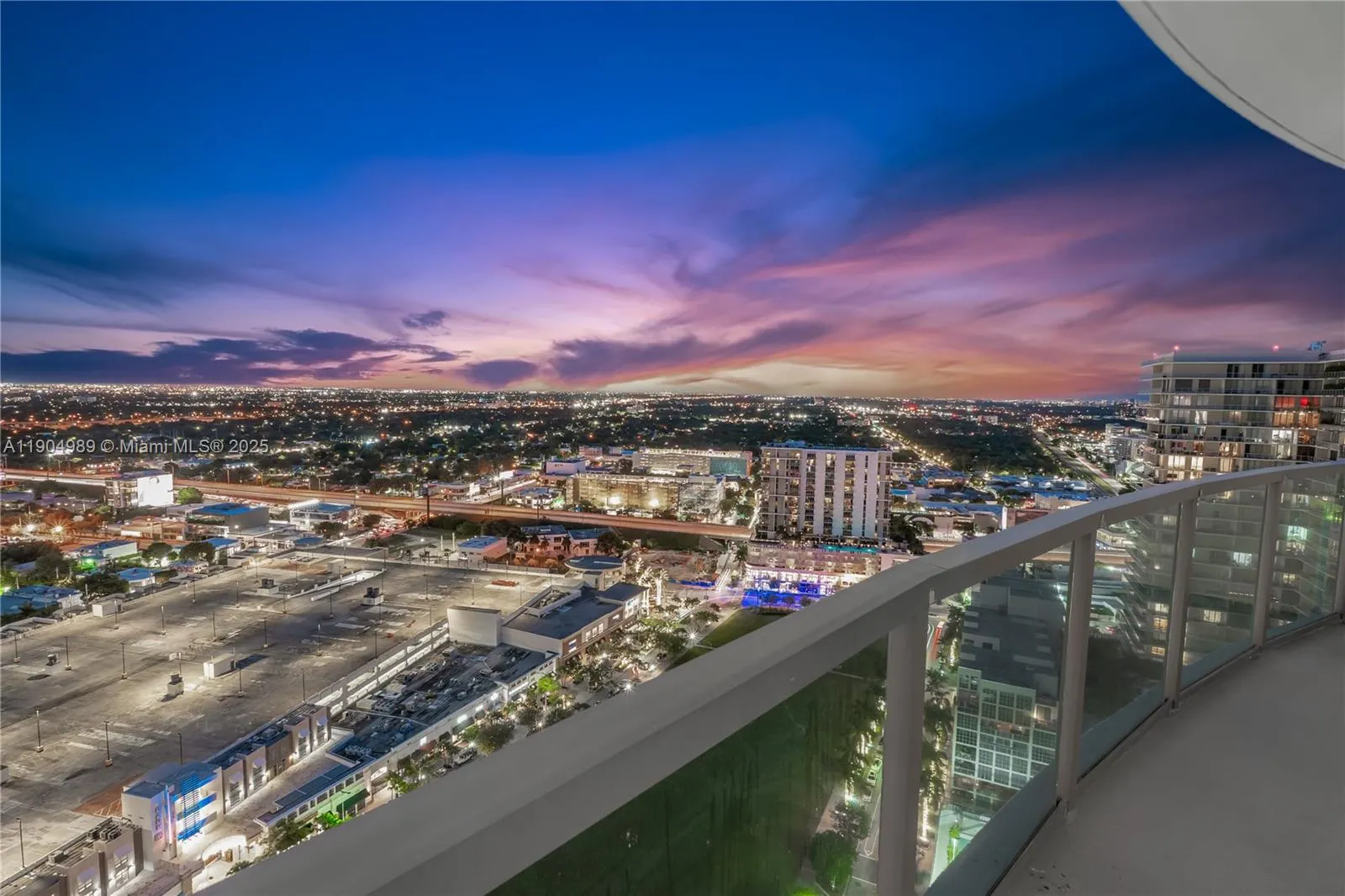 3301 NE 1st Ave, #H2907