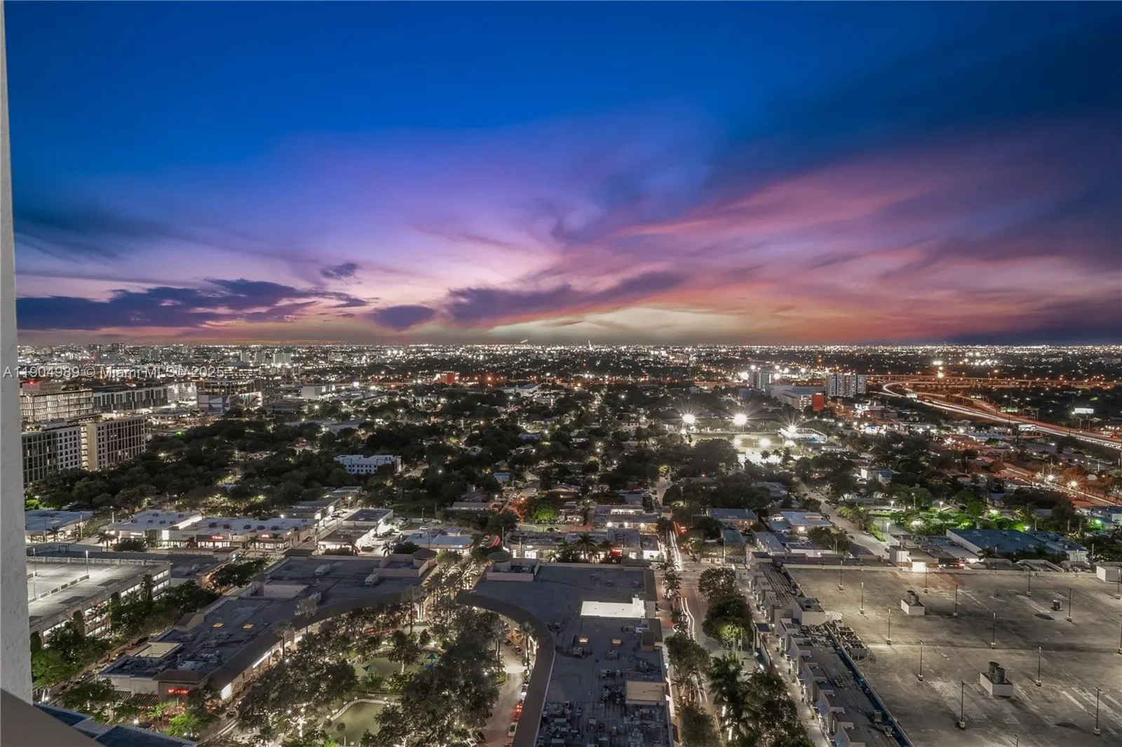 3301 NE 1st Ave, #H2907