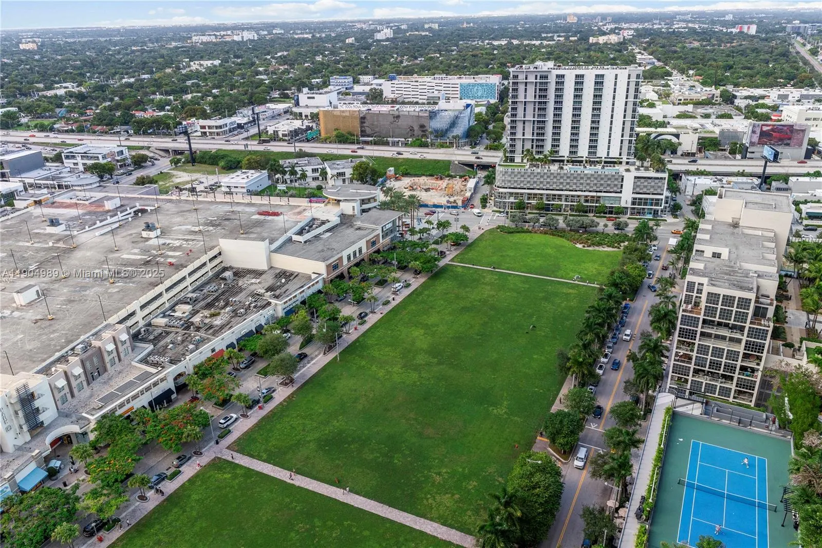 3301 NE 1st Ave, #H2907