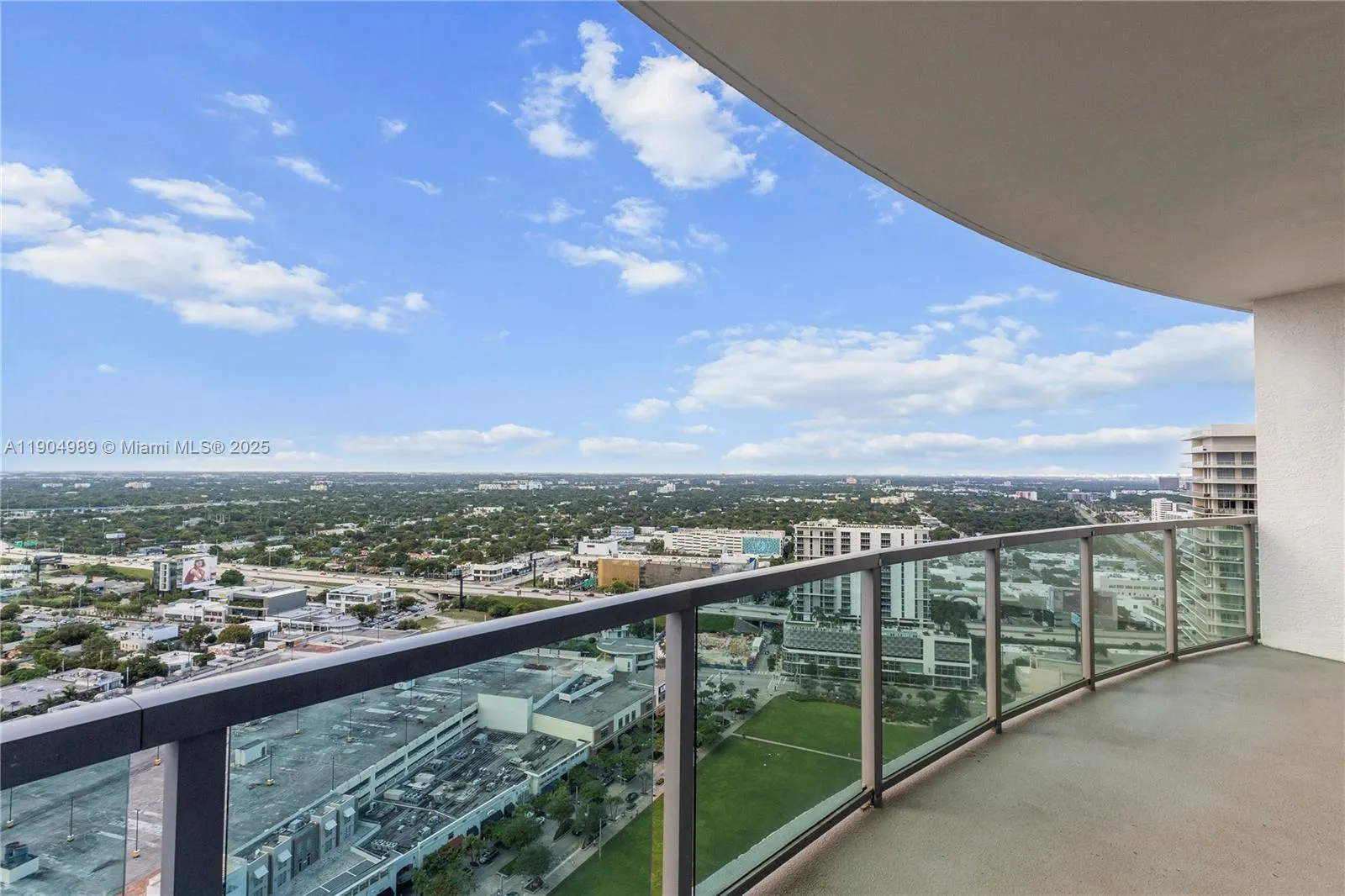 3301 NE 1st Ave, #H2907