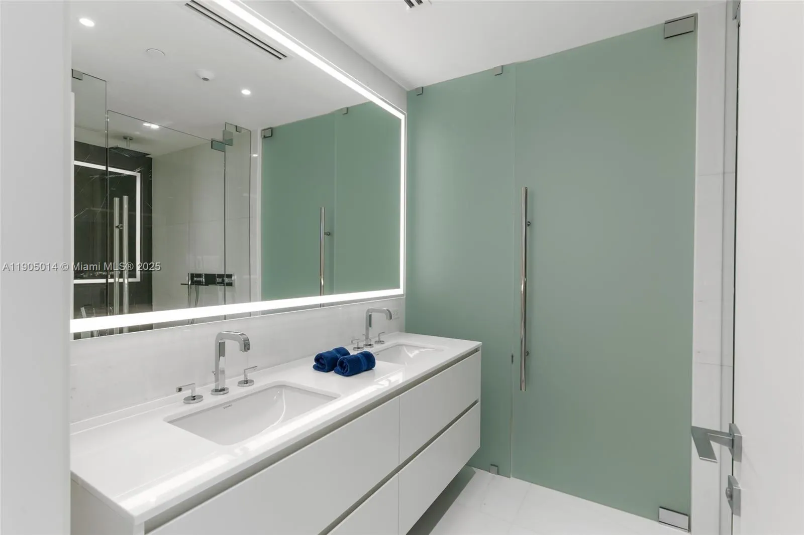 300 Biscayne Blvd Way, #2505