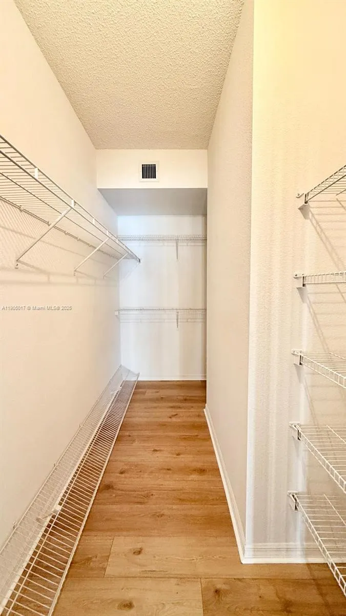 2808 Amalei Dr, #203