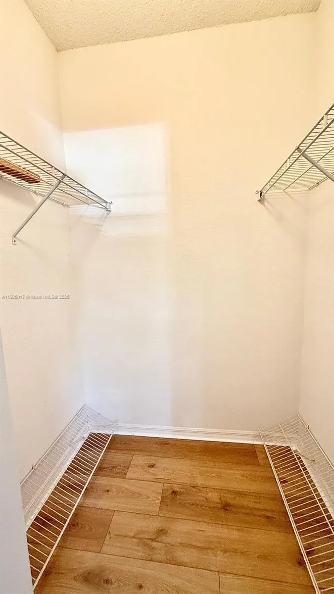 2808 Amalei Dr, #203