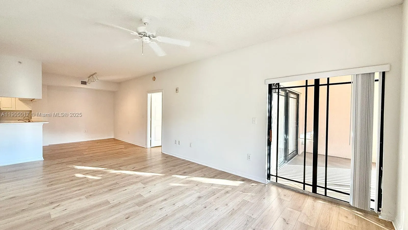 2808 Amalei Dr, #203