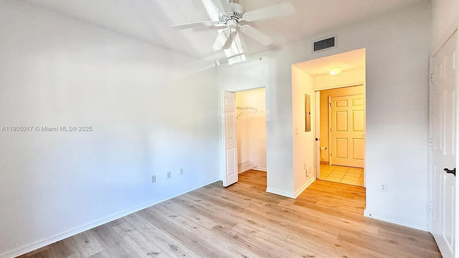 2808 Amalei Dr, #203