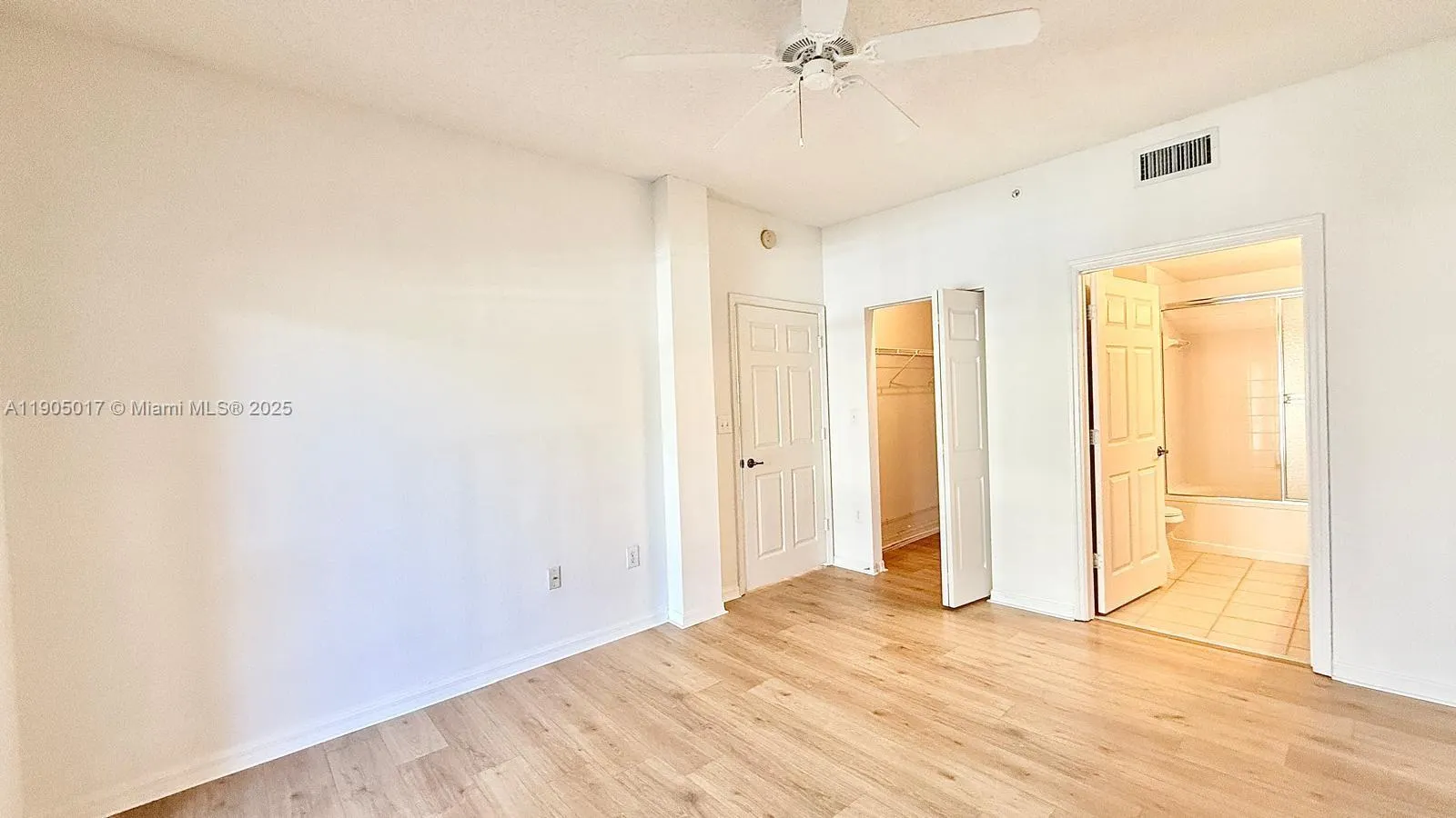 2808 Amalei Dr, #203