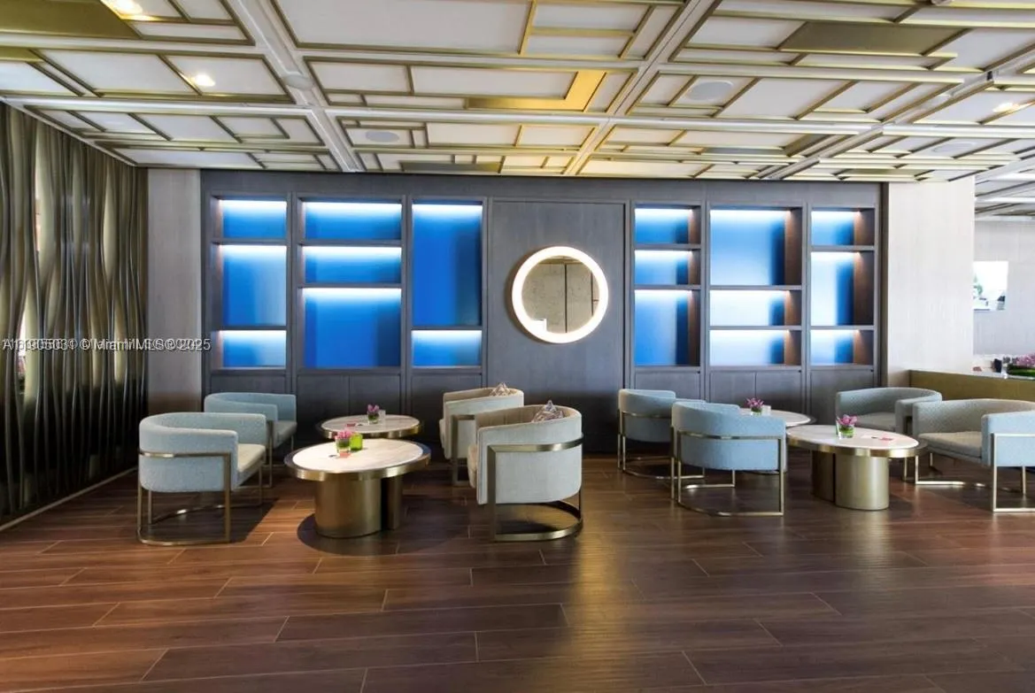 6899 Collins Ave, #1709