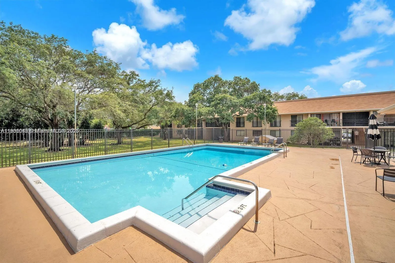 5855 Washington St, #92