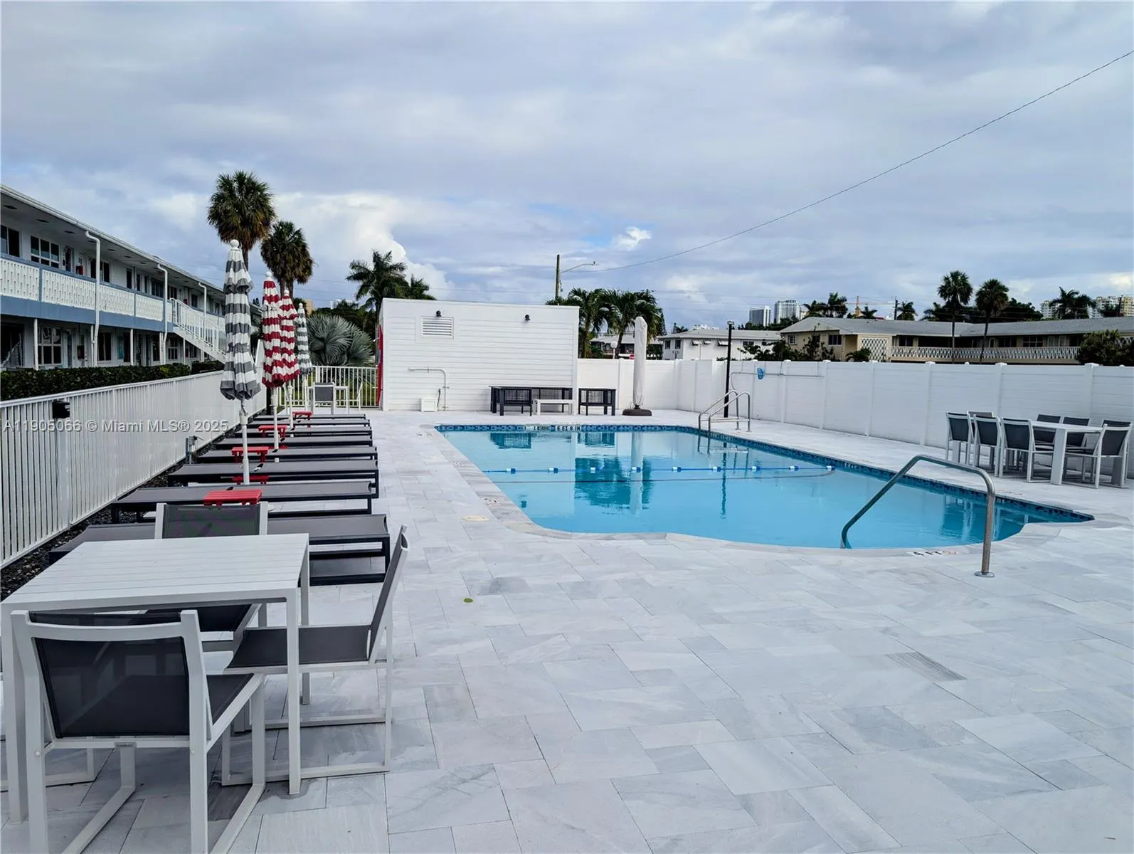 801 Atlantic Shores Blvd, #107