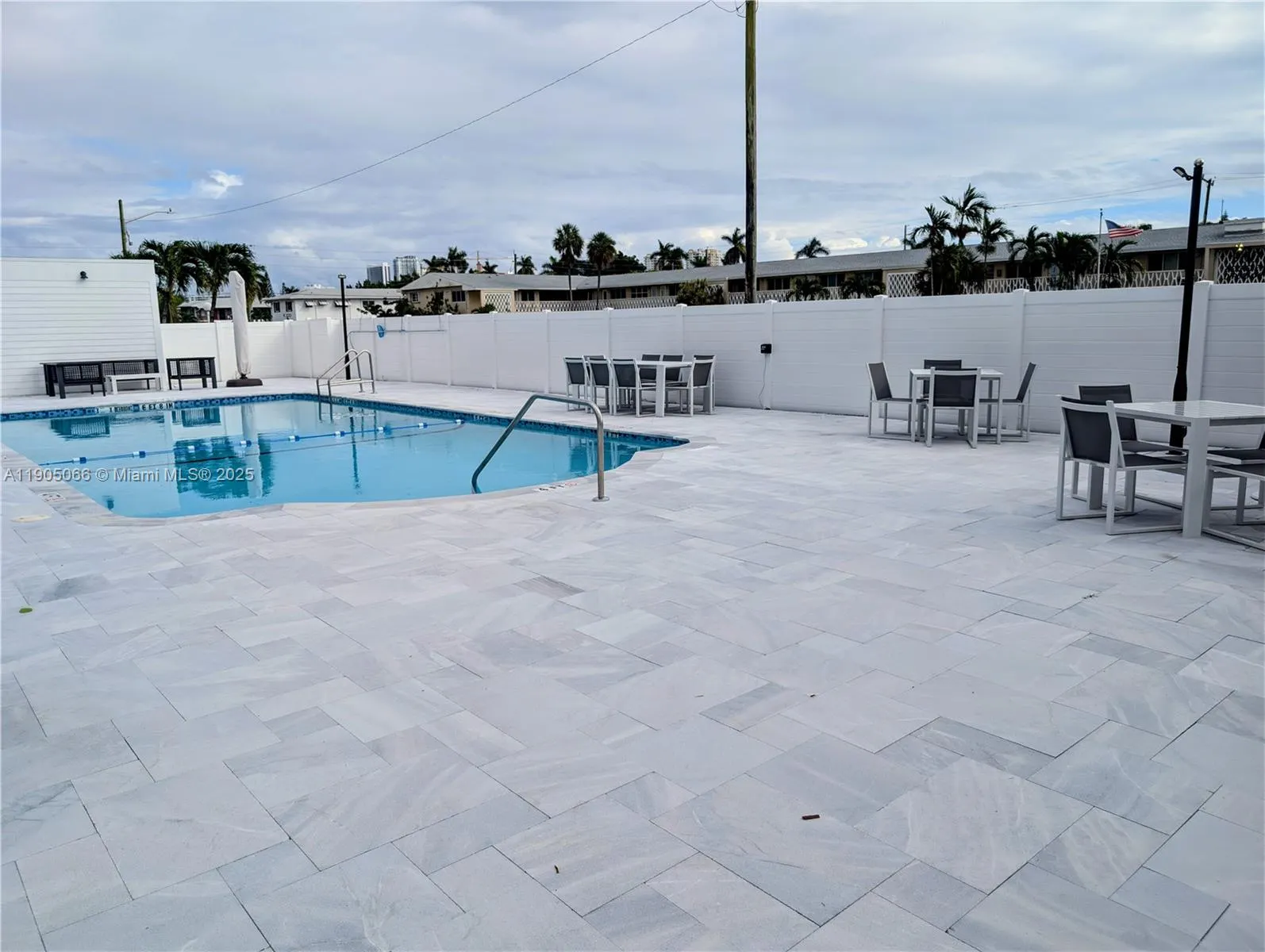 801 Atlantic Shores Blvd, #107