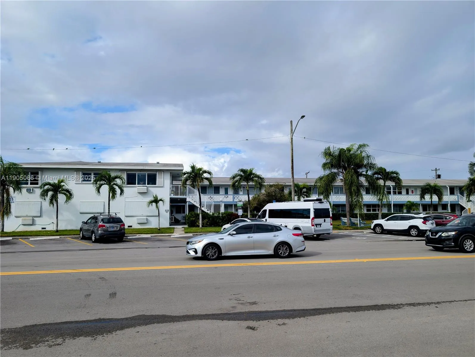 801 Atlantic Shores Blvd, #107