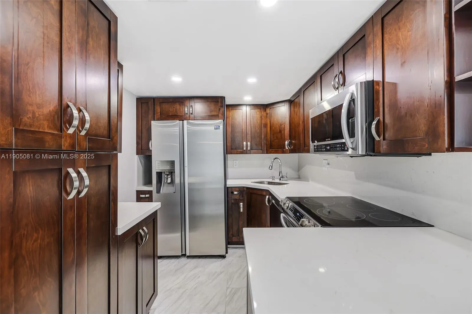 4705 NW 7th St, #201-7