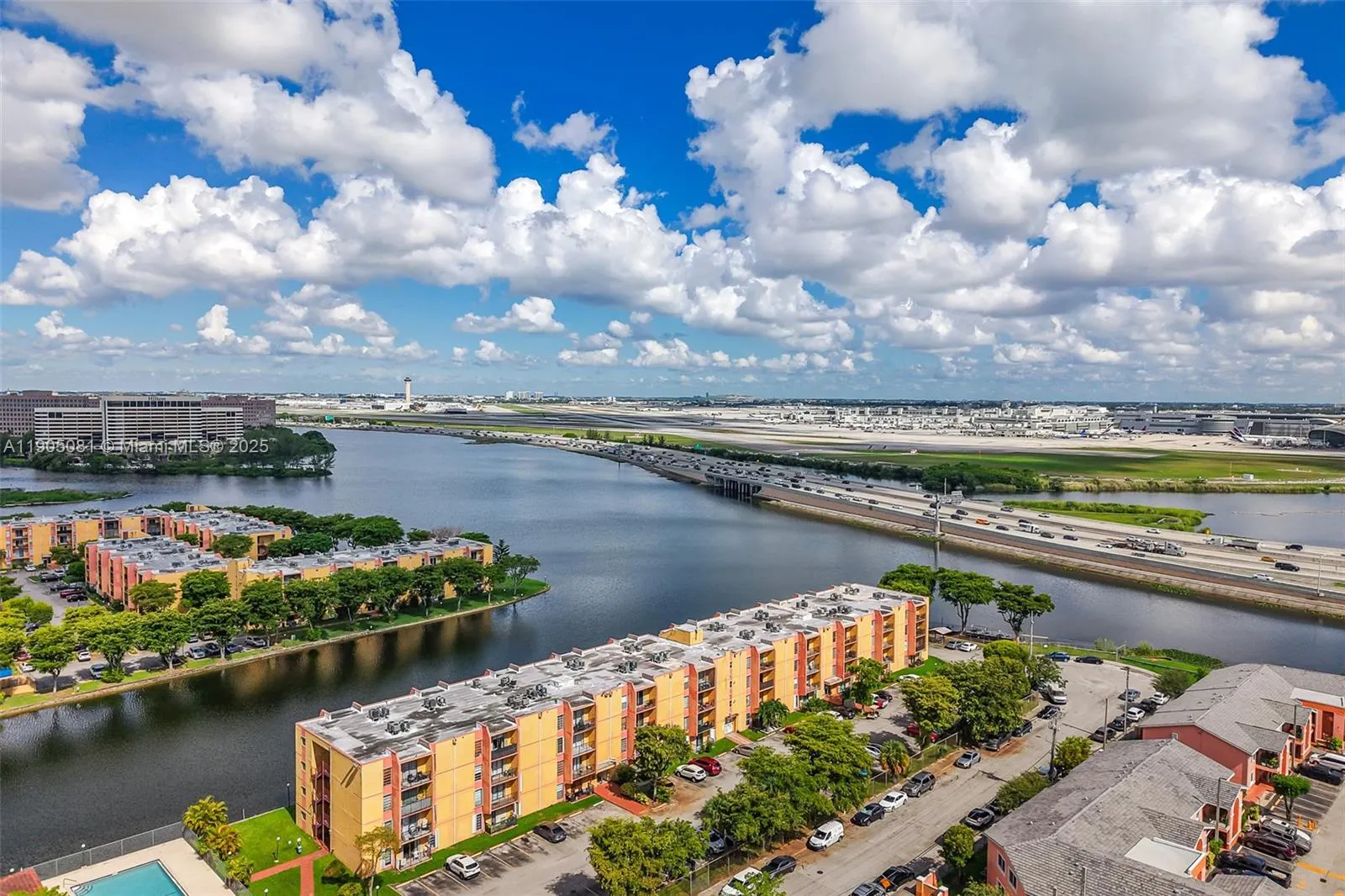 4705 NW 7th St, #201-7