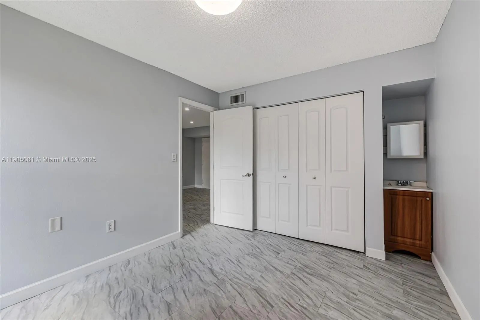 4705 NW 7th St, #201-7