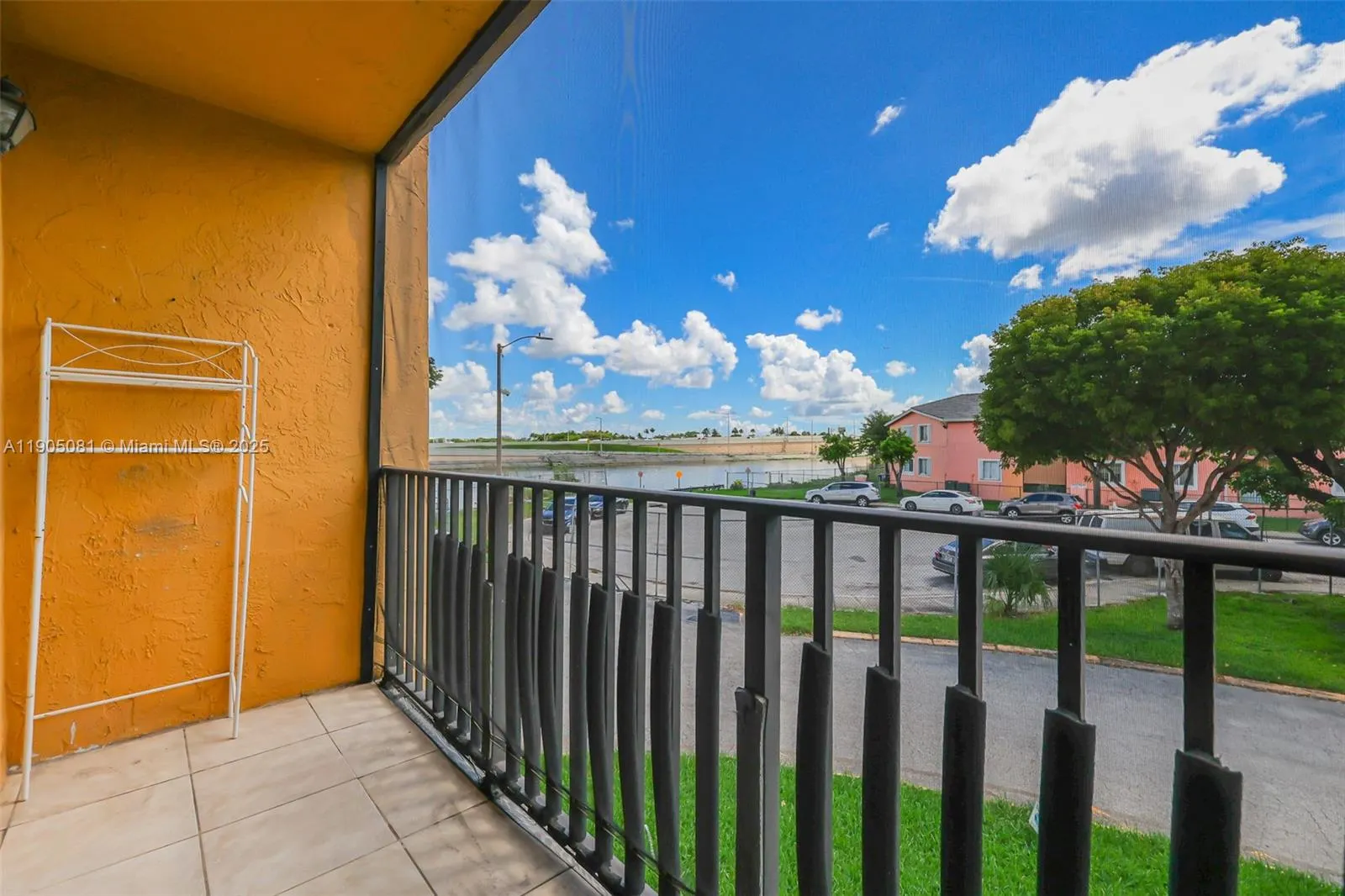 4705 NW 7th St, #201-7