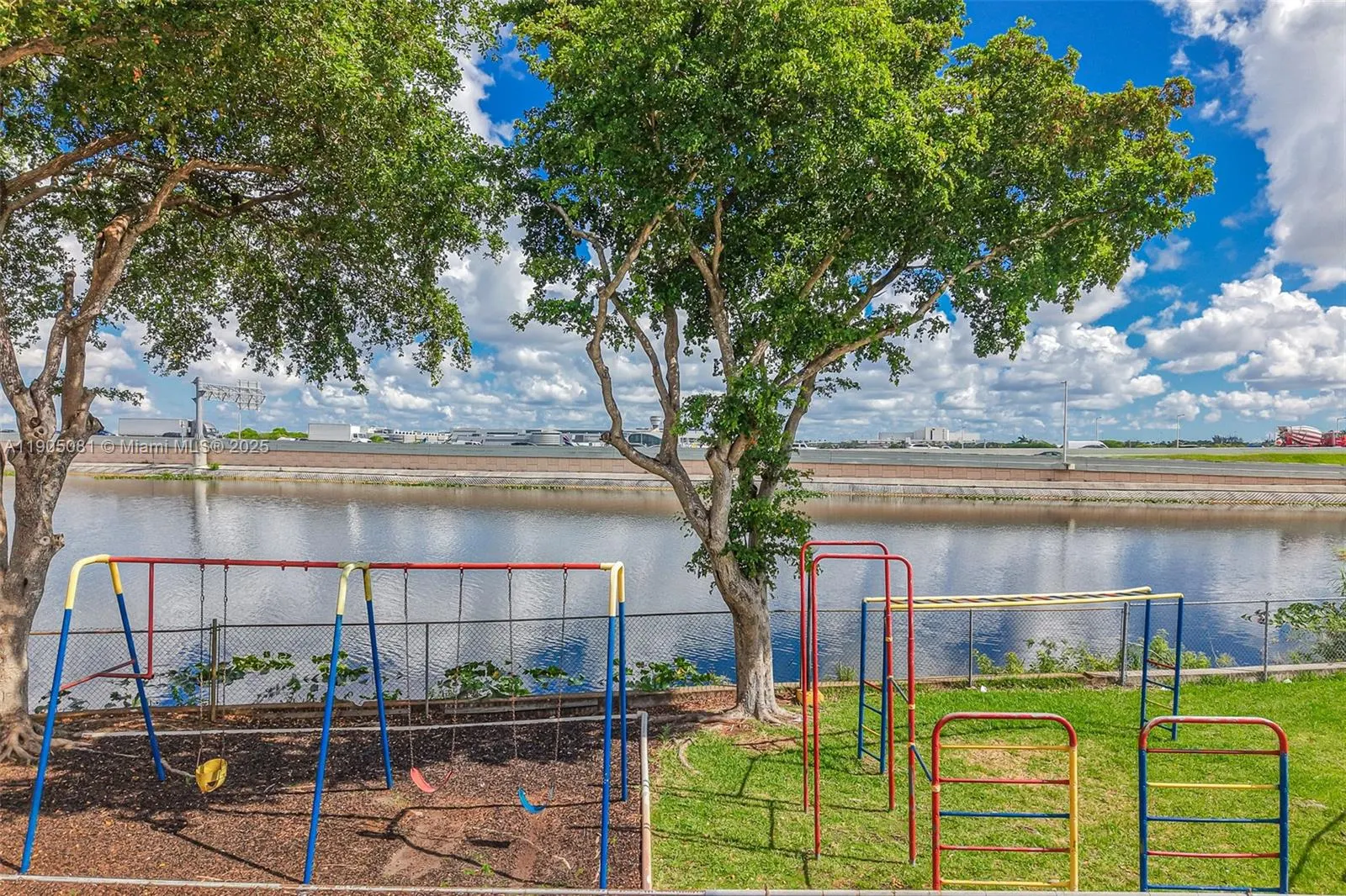 4705 NW 7th St, #201-7