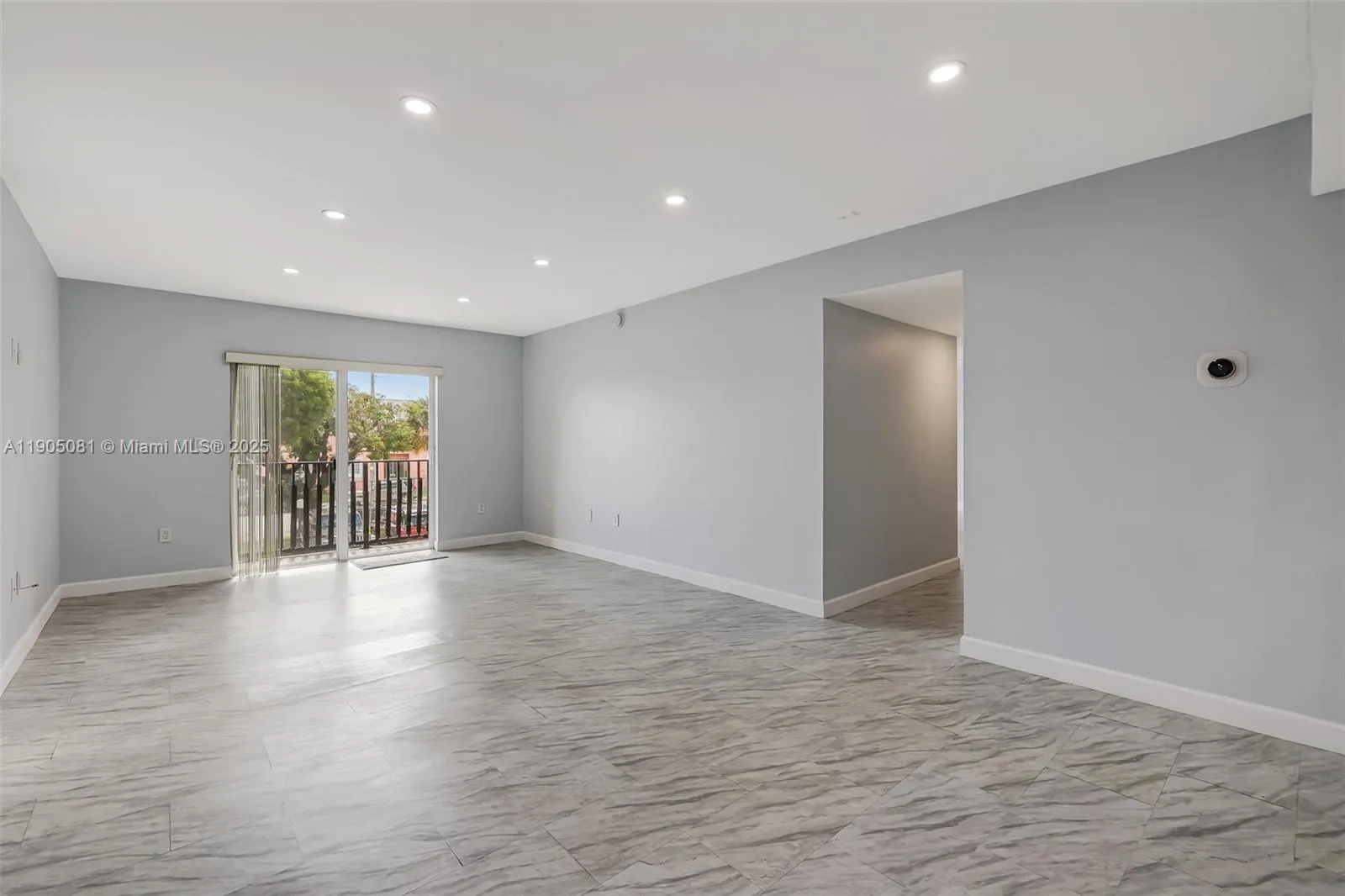 4705 NW 7th St, #201-7