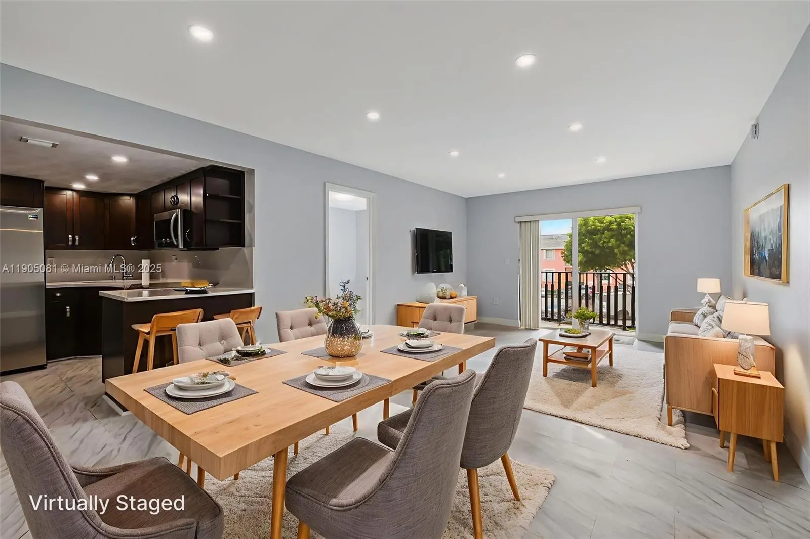 4705 NW 7th St, #201-7