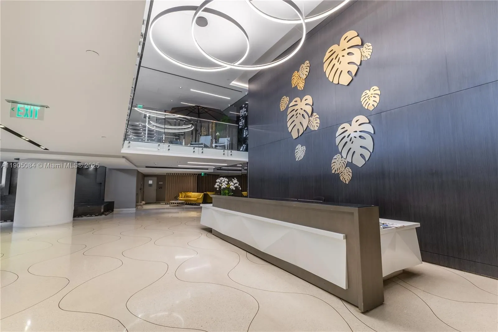 nine island Avenue, #402