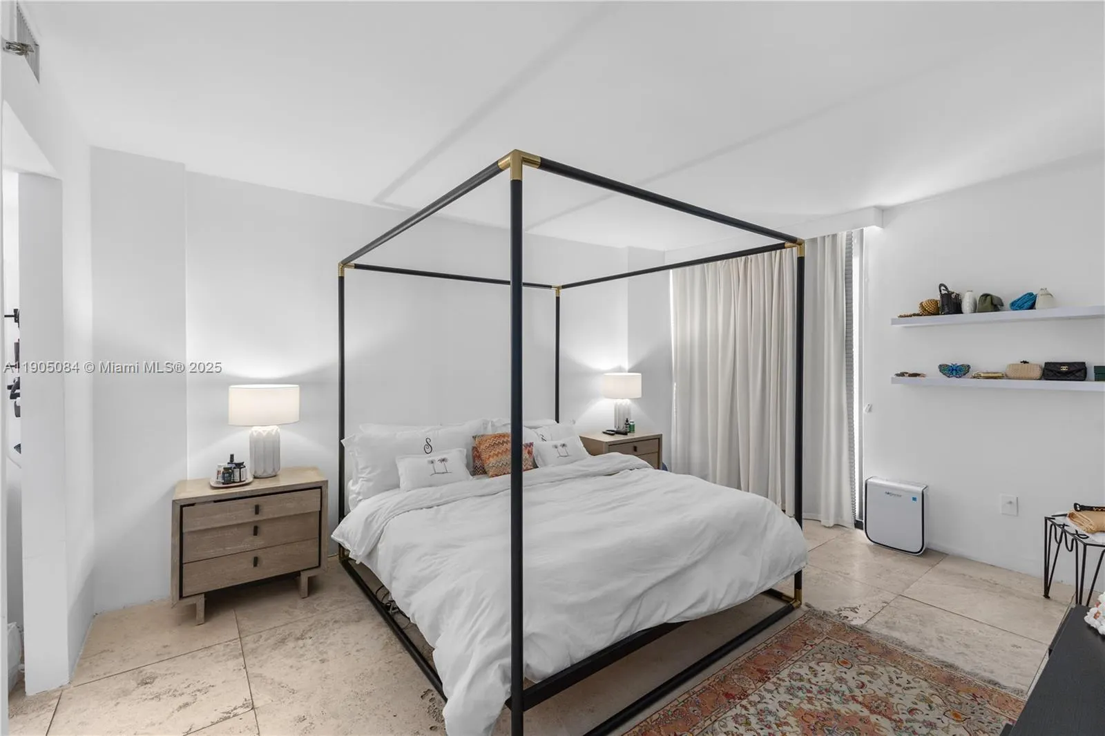 nine island Avenue, #402