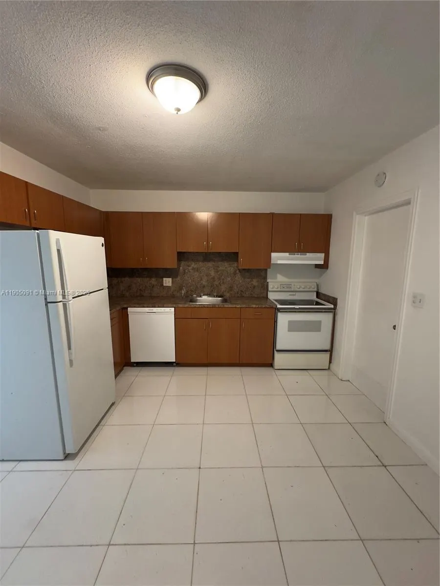 2401 SW 17th Ave, #2401