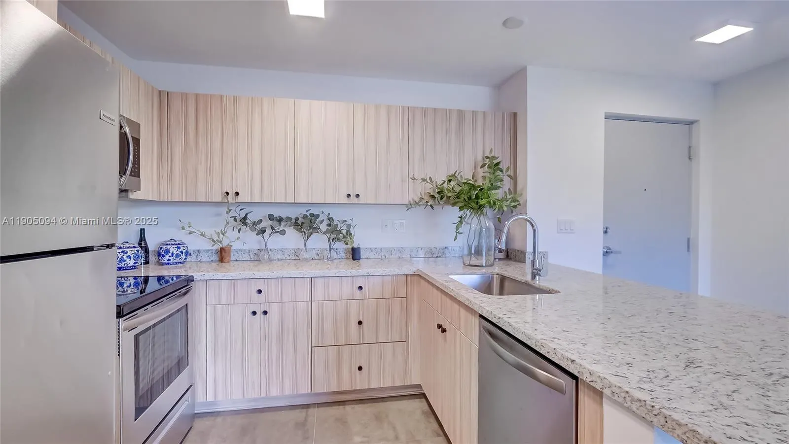 2010 SW 25th Ter, #303