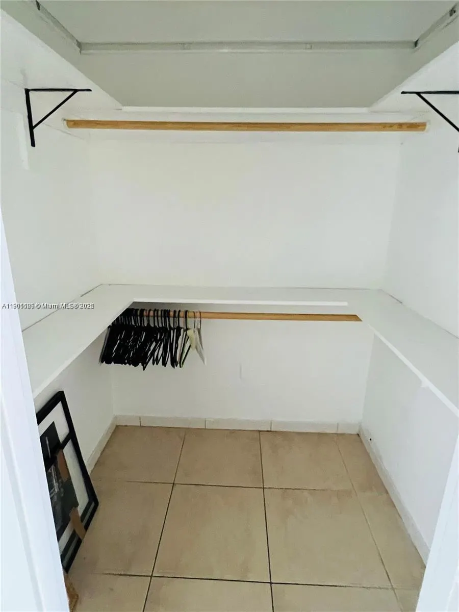 1865 79th St Cswy, #4L