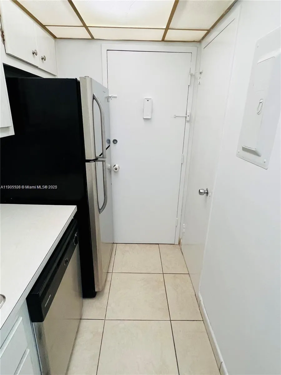 1865 79th St Cswy, #4L