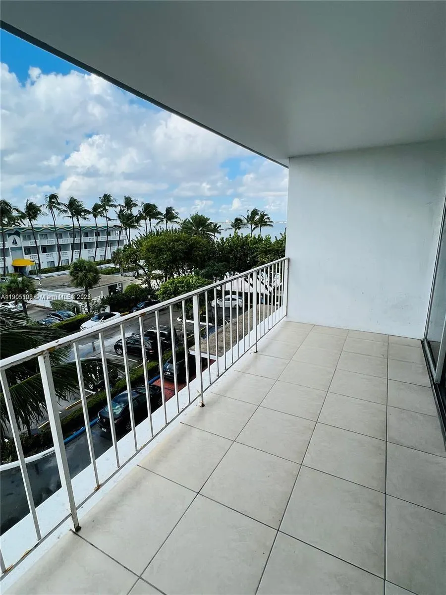 1865 79th St Cswy, #4L