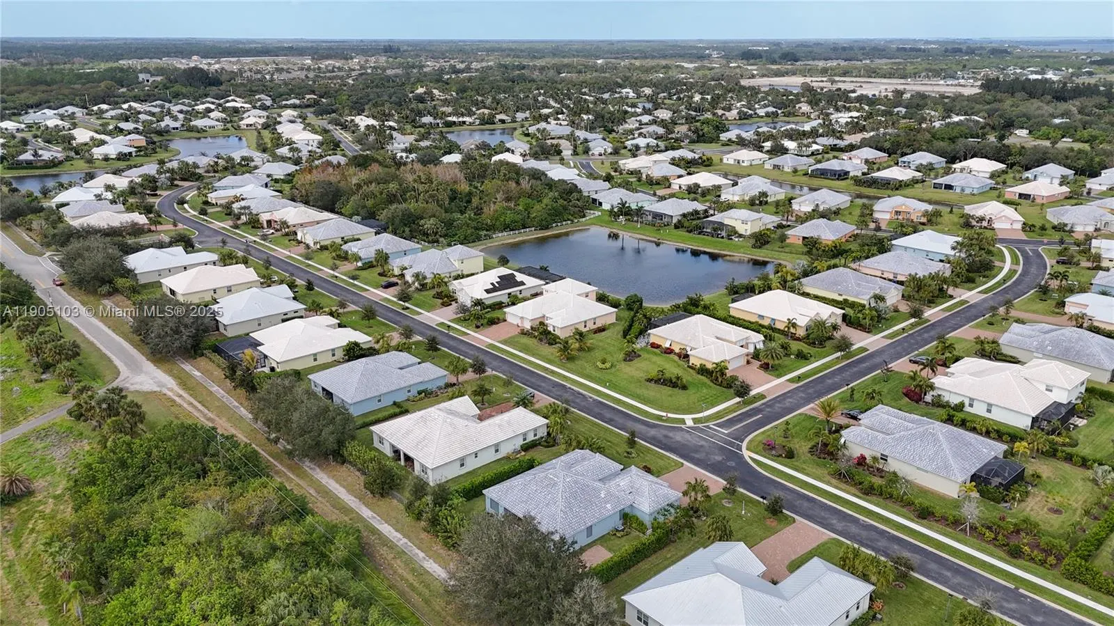 2547 Saint Lucia Cir