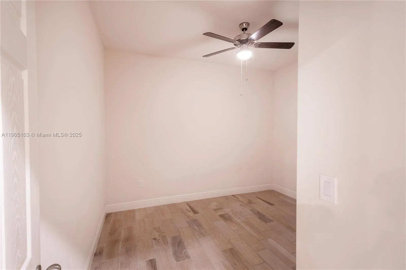 2547 Saint Lucia Cir