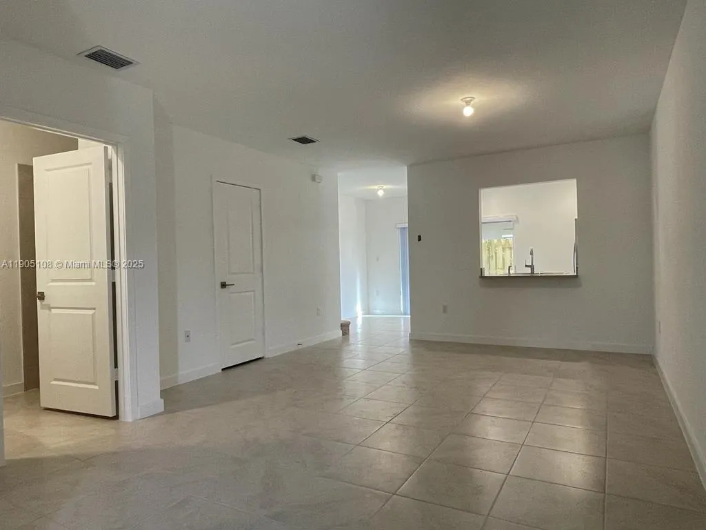 441 NE 5th Ter, #441