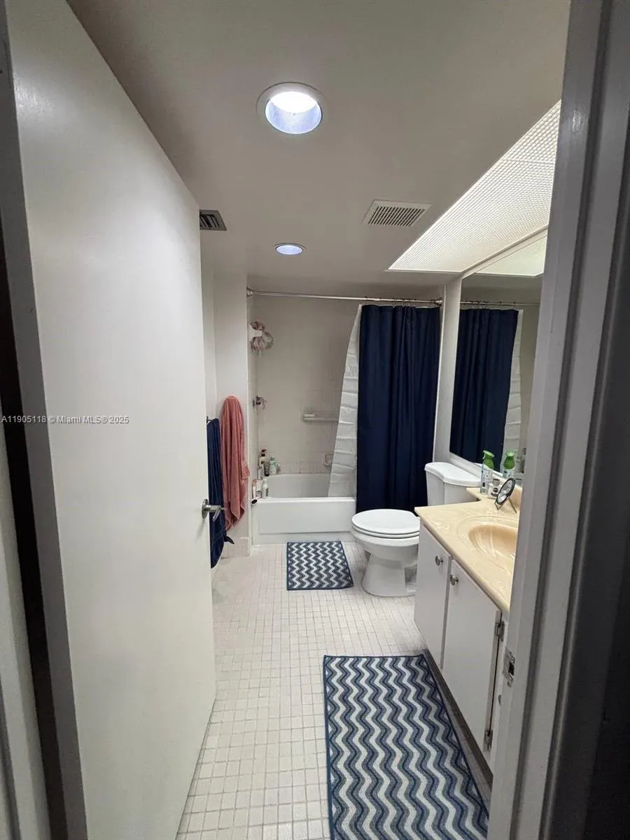 500 SW 130th Ter, #203A