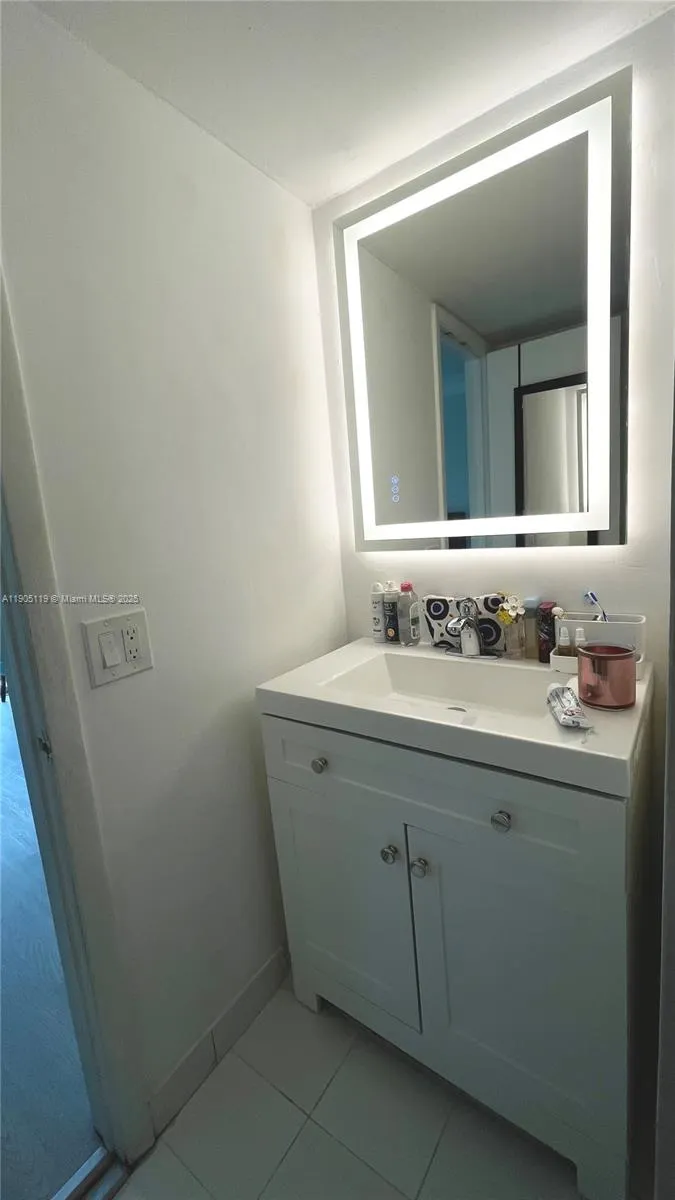 9225 SW 87th Ave, #A12