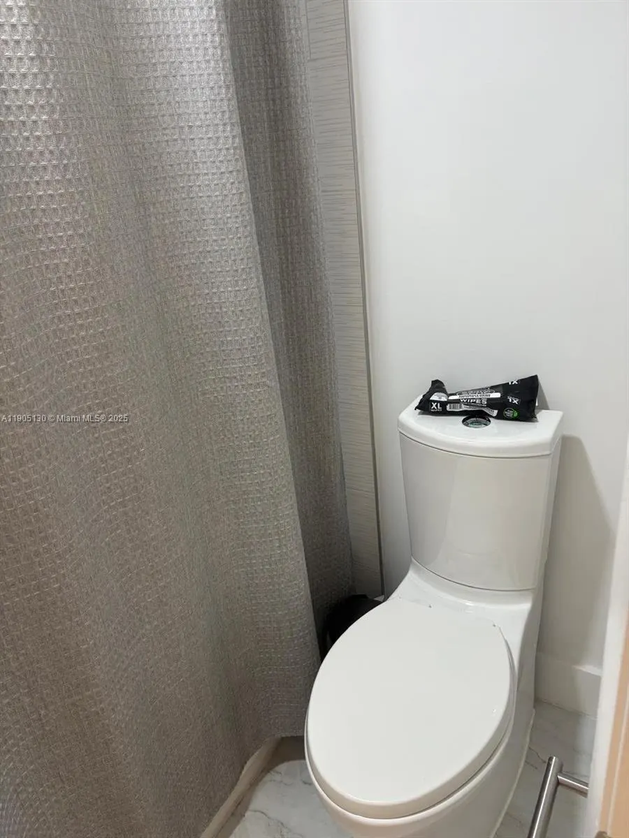 8632 NW 34th Pl, #C203