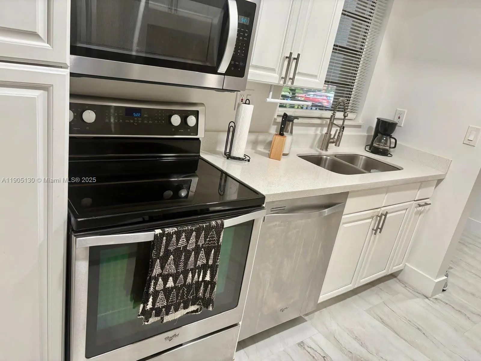 8632 NW 34th Pl, #C203