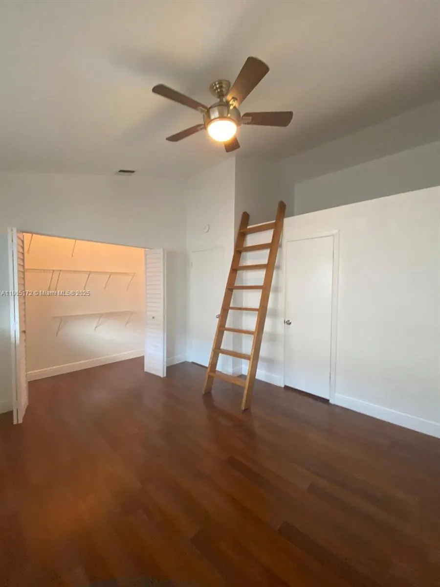 798 Crandon Blvd, #30-C