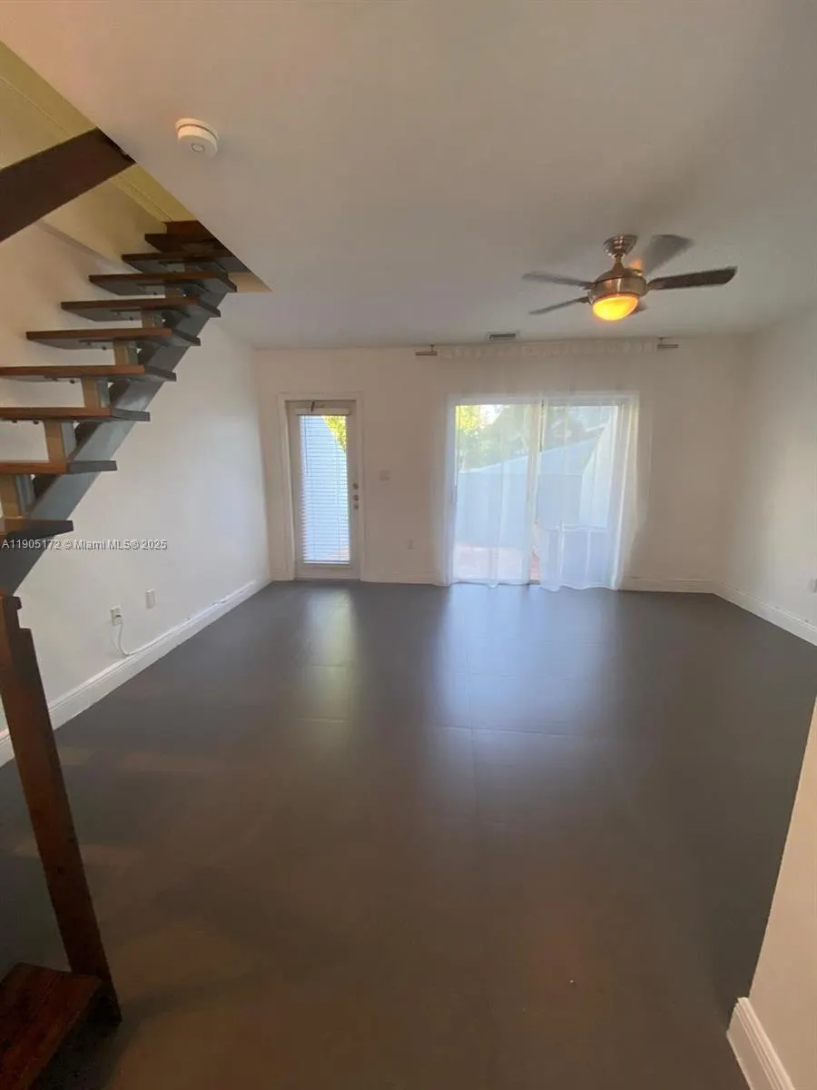 798 Crandon Blvd, #30-C