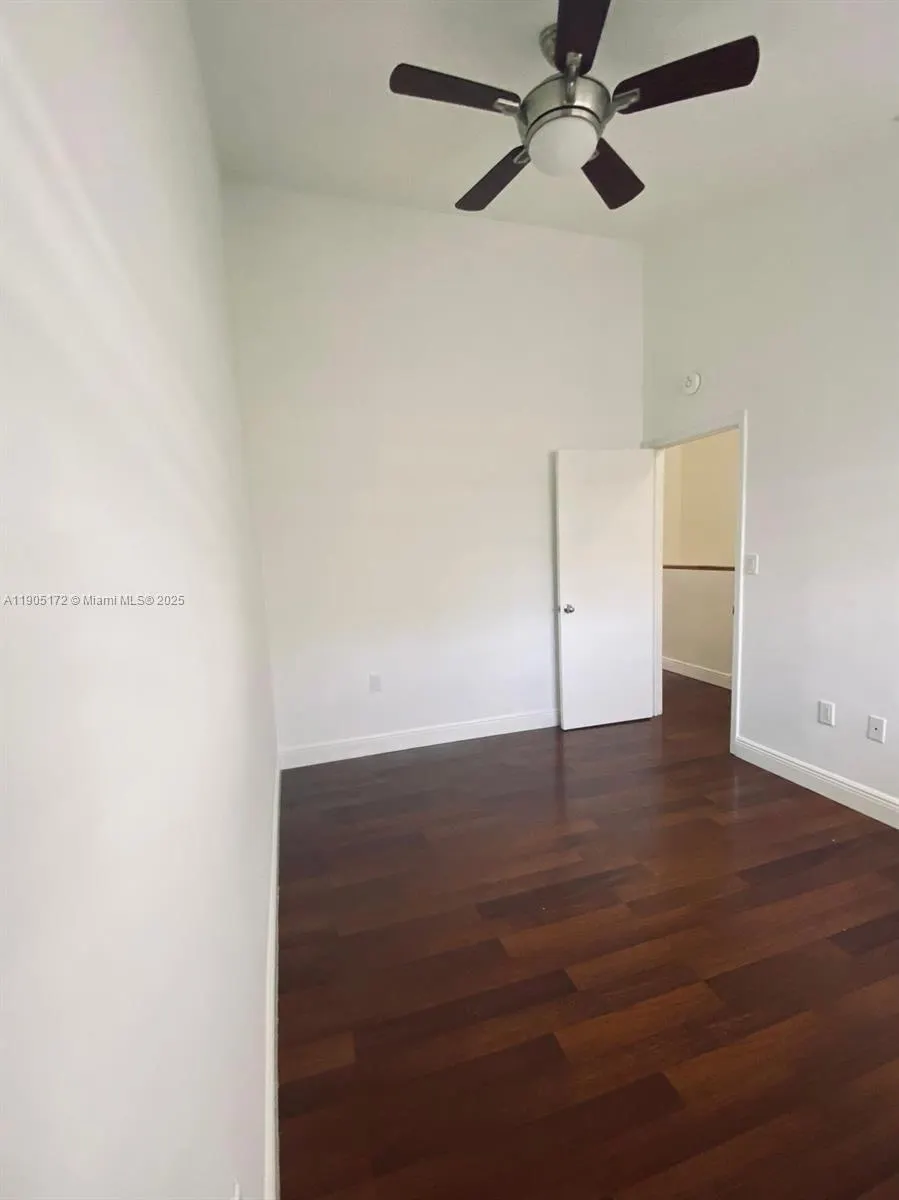 798 Crandon Blvd, #30-C