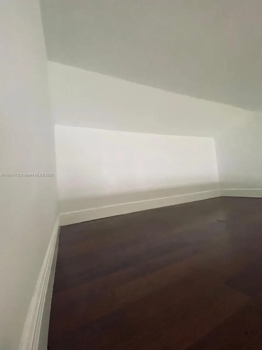 798 Crandon Blvd, #30-C