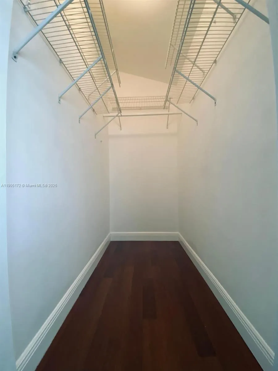 798 Crandon Blvd, #30-C