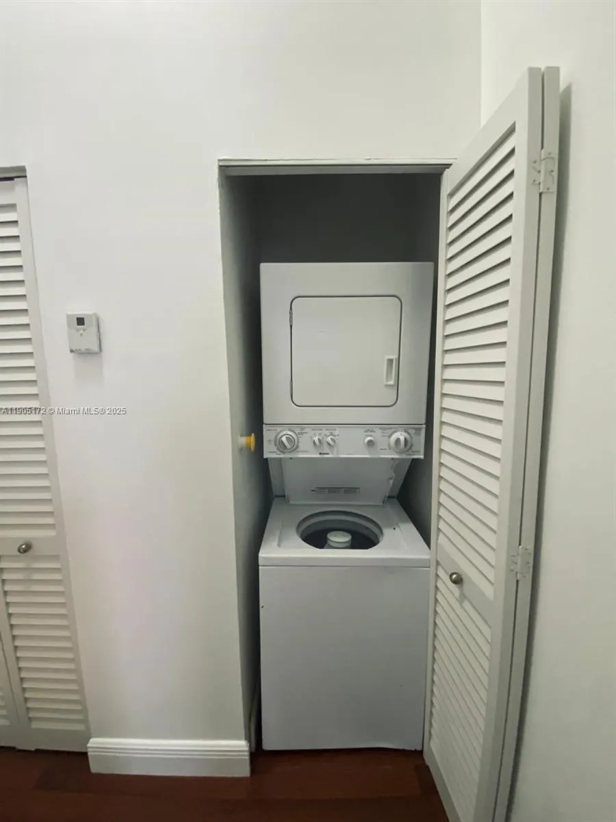 798 Crandon Blvd, #30-C