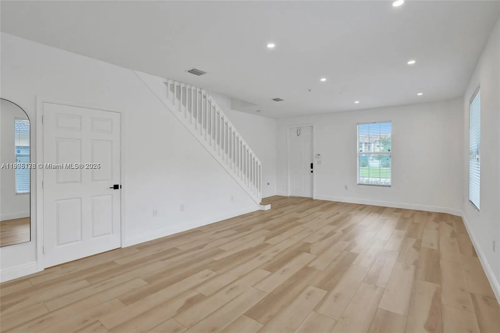 14706 SW 12th St, #14706