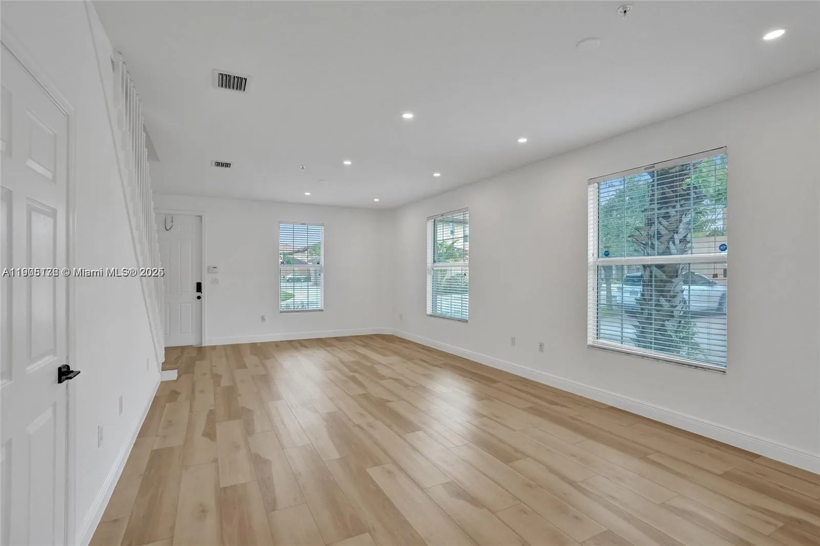 14706 SW 12th St, #14706