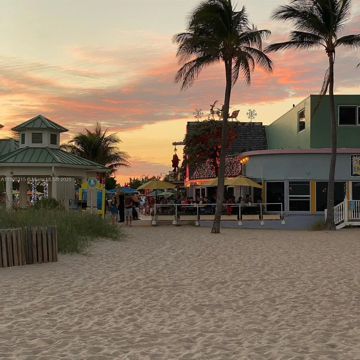 2421 NE 65th St, #506