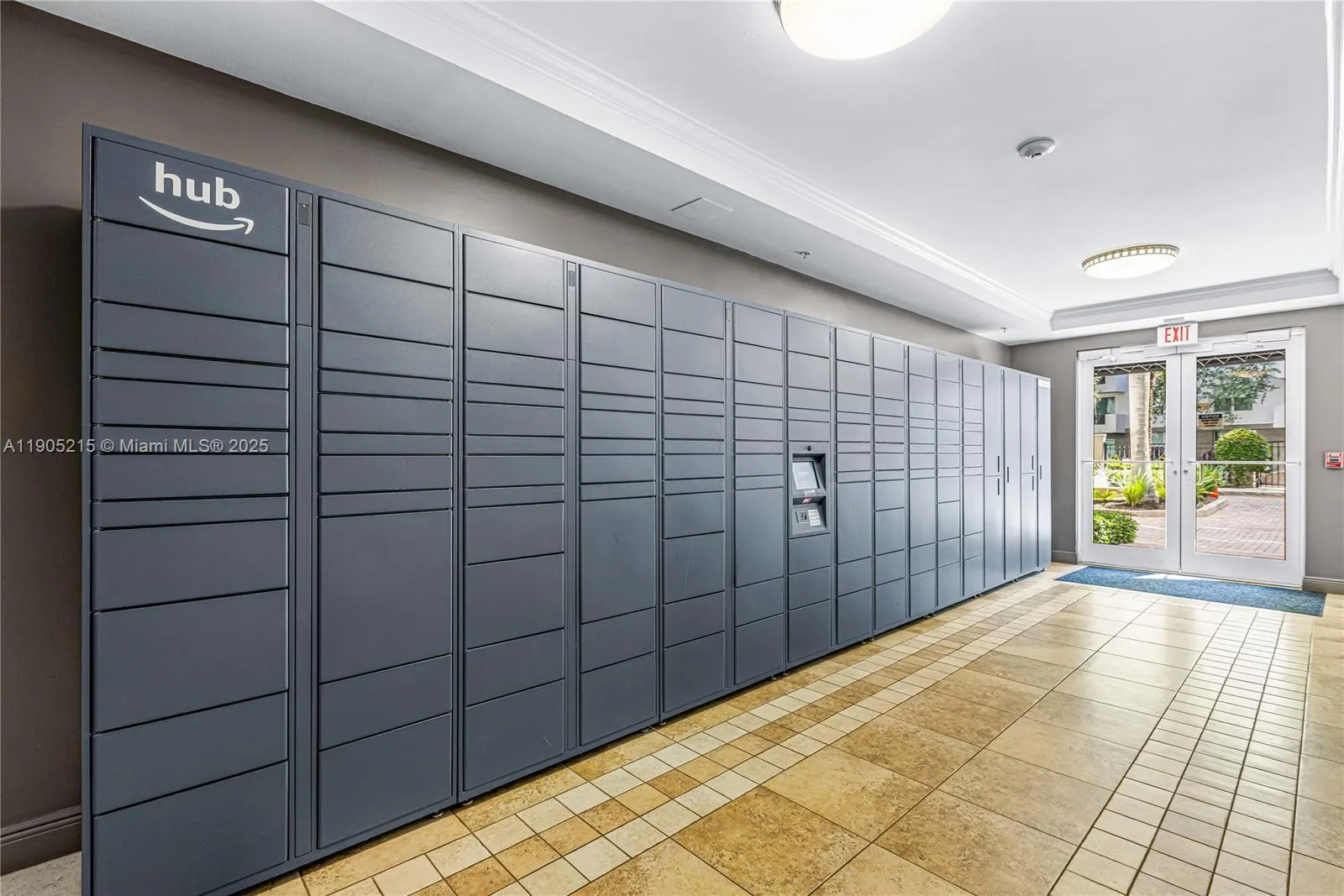 2421 NE 65th St, #506