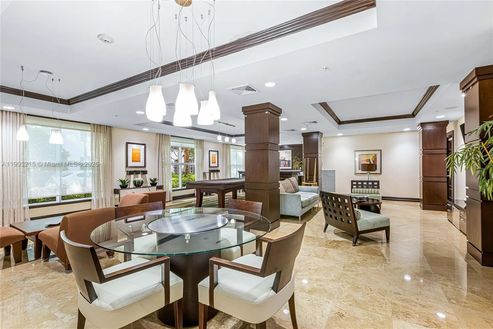 2421 NE 65th St, #506