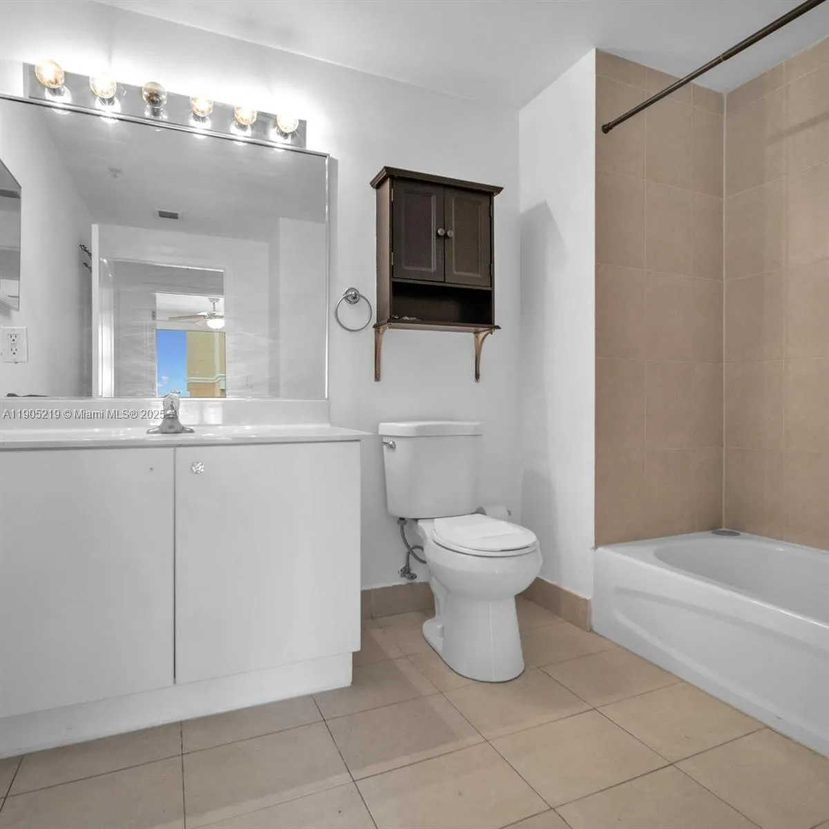 2400 SW 27th Ave, #604