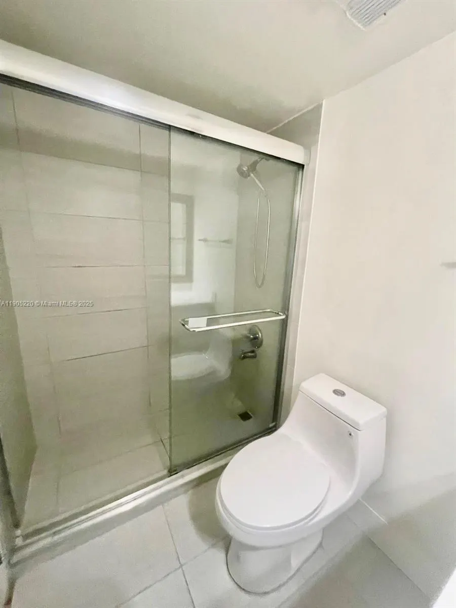 4344 NW 9th Ave, #11-3B