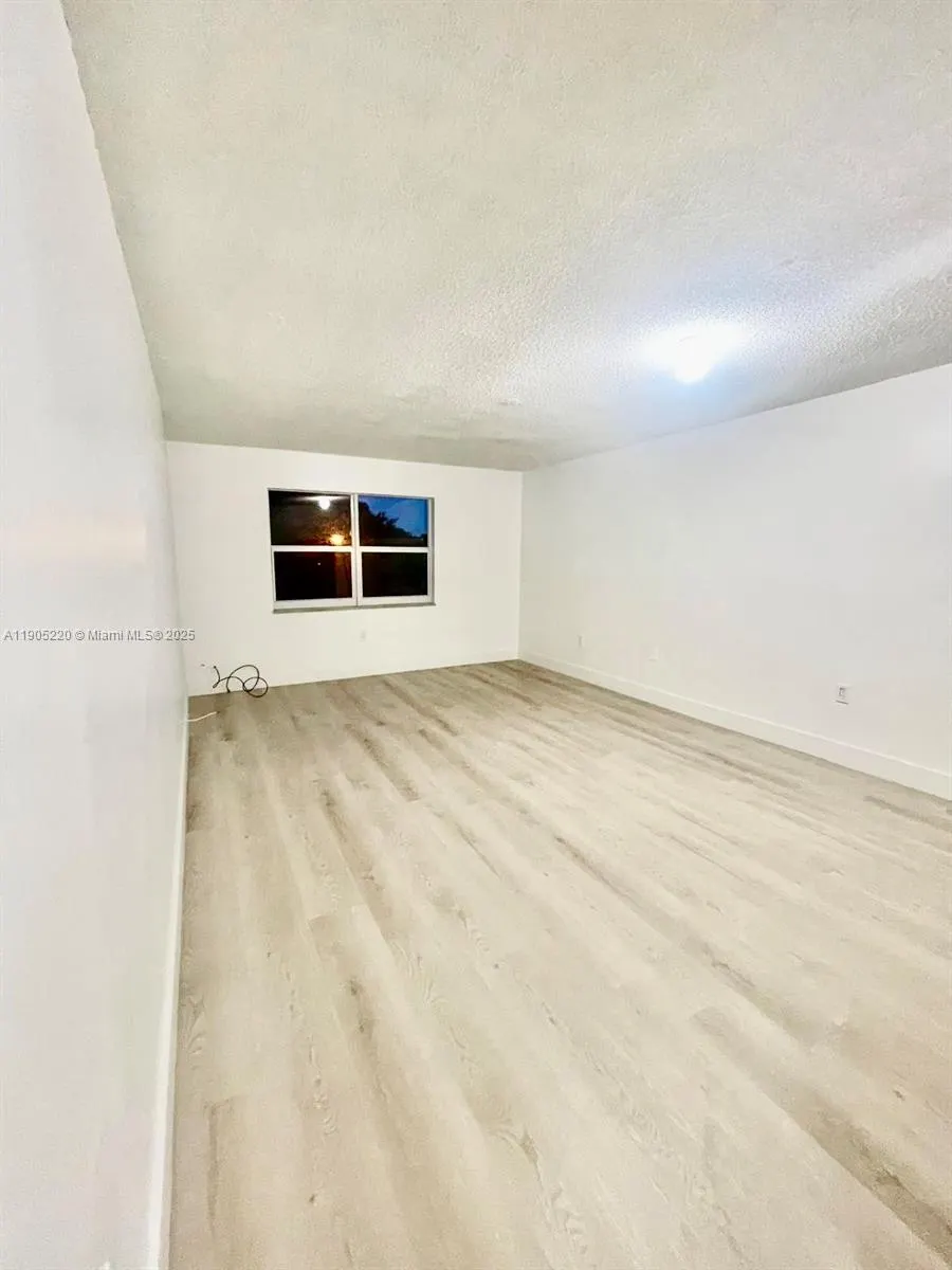 4344 NW 9th Ave, #11-3B